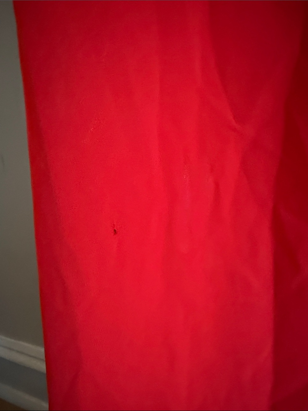 x REVOLVE Gilda Gown in Crimson
Amanda Uprichard - Picture 6 of 9
